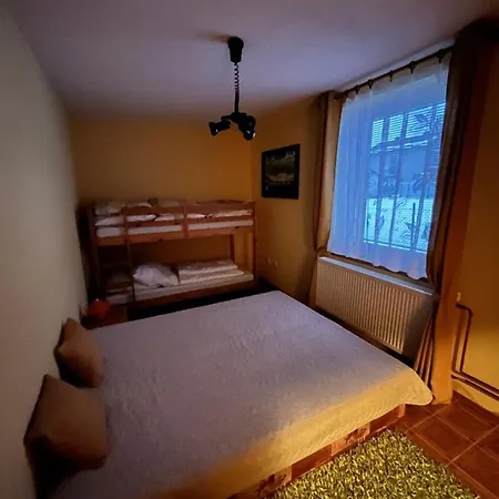 66 V Tichej Lokalite